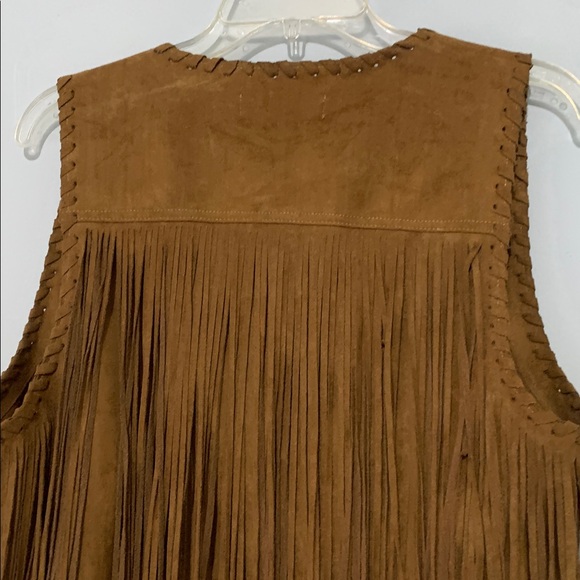 Karlie Tan Vest with Fringe - Picture 6 of 6